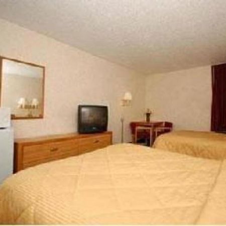 Quality Inn Waynesburg Eksteriør bilde