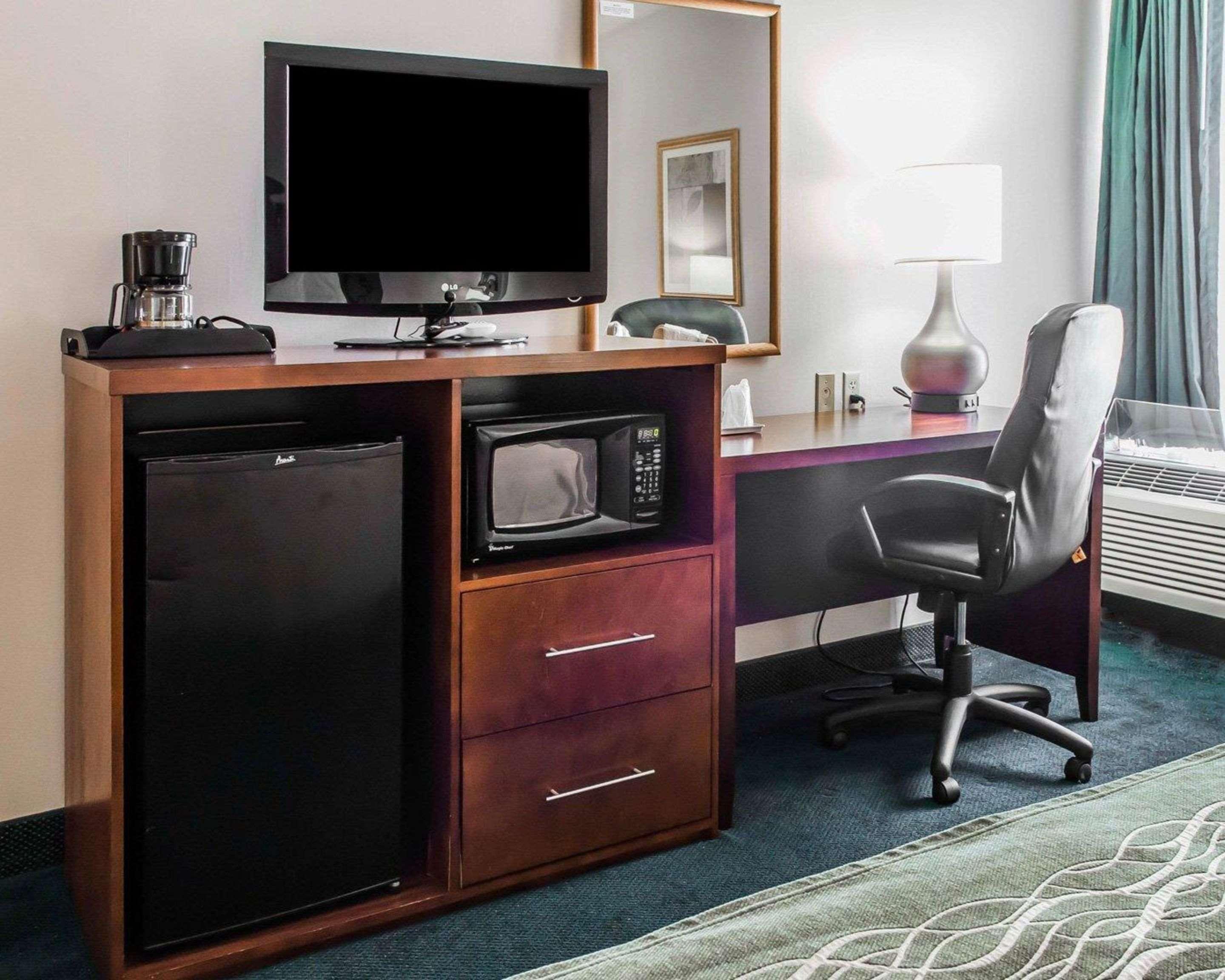 Quality Inn Waynesburg Eksteriør bilde