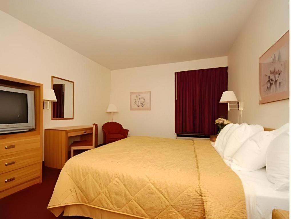 Quality Inn Waynesburg Eksteriør bilde