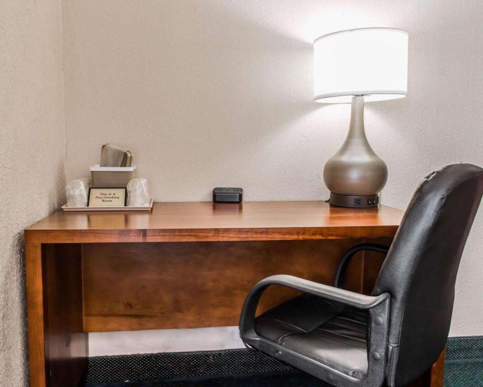 Quality Inn Waynesburg Eksteriør bilde