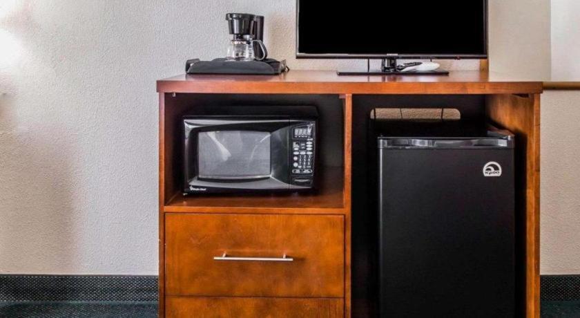 Quality Inn Waynesburg Eksteriør bilde