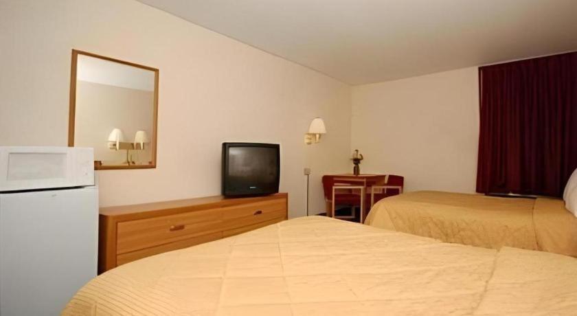 Quality Inn Waynesburg Eksteriør bilde